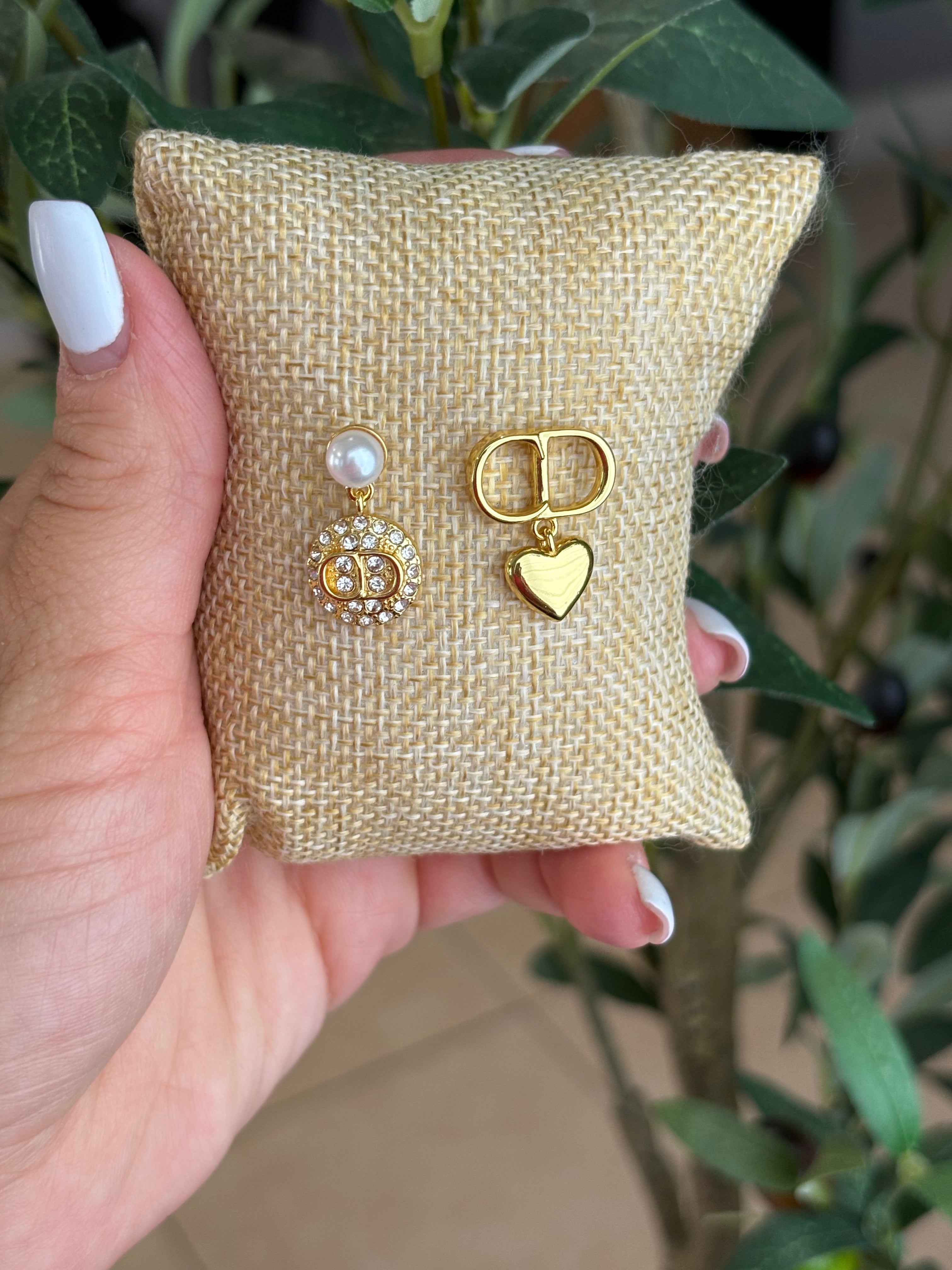 Cd beautiful earrings