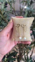 Dio pearl earings