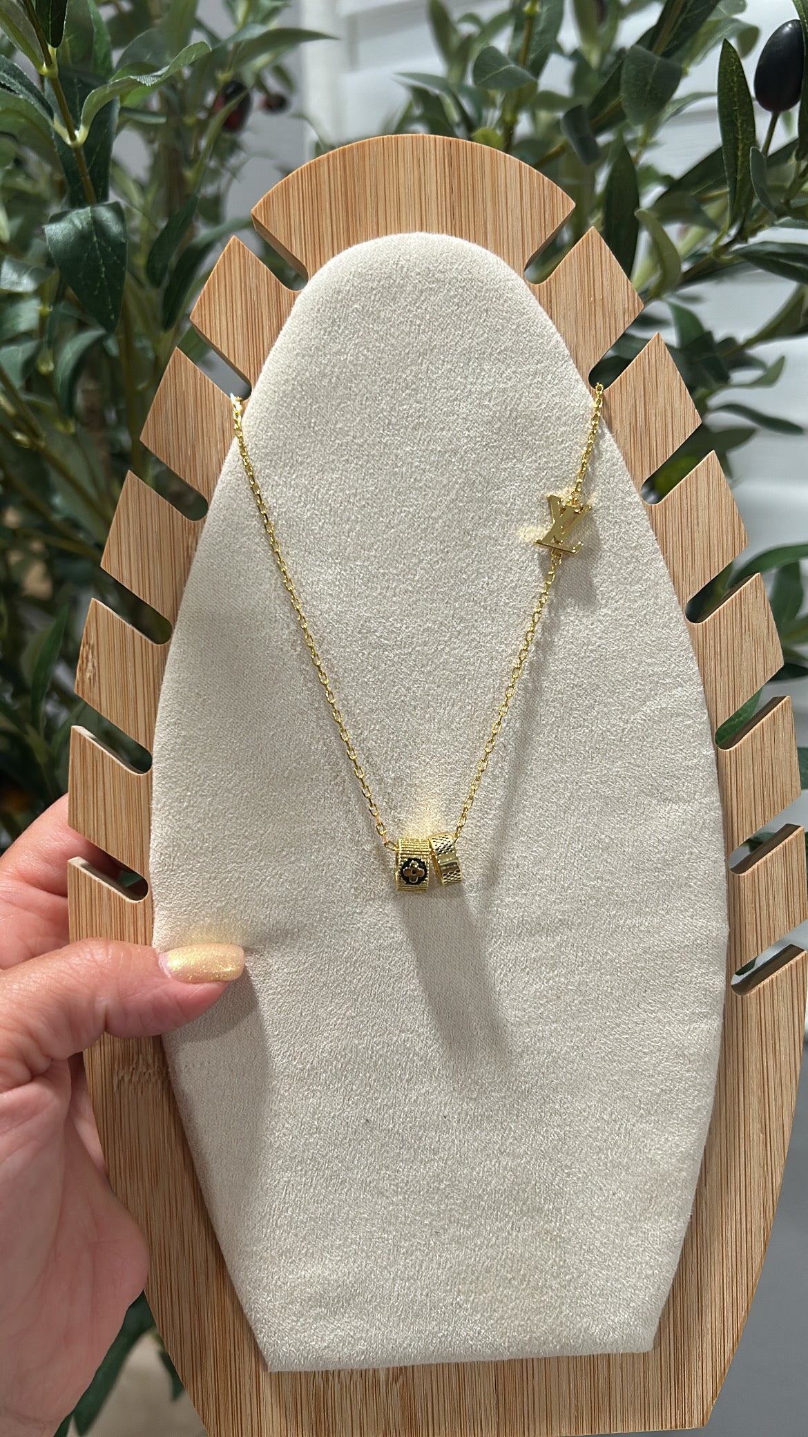 Lv rings neckace