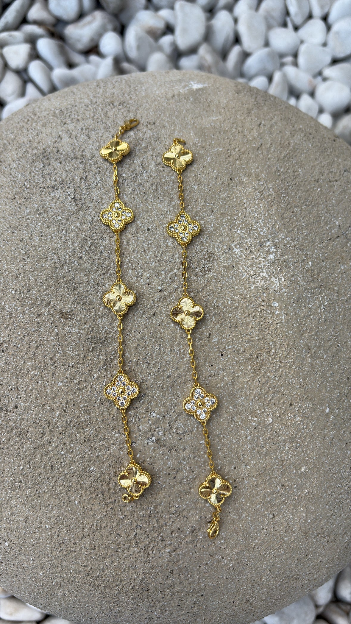 Van bracelet