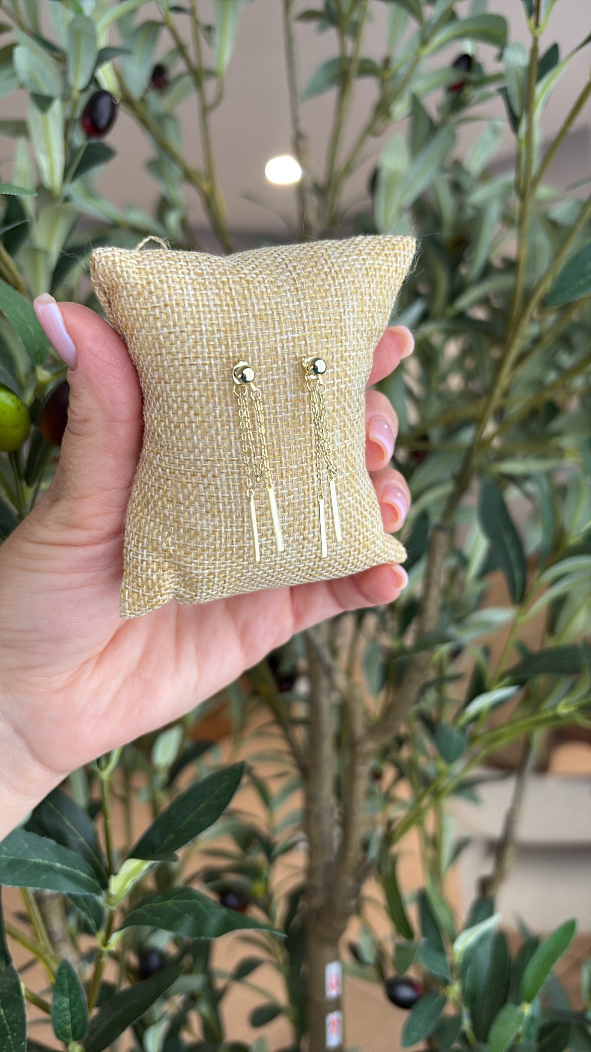 GL earrings chain