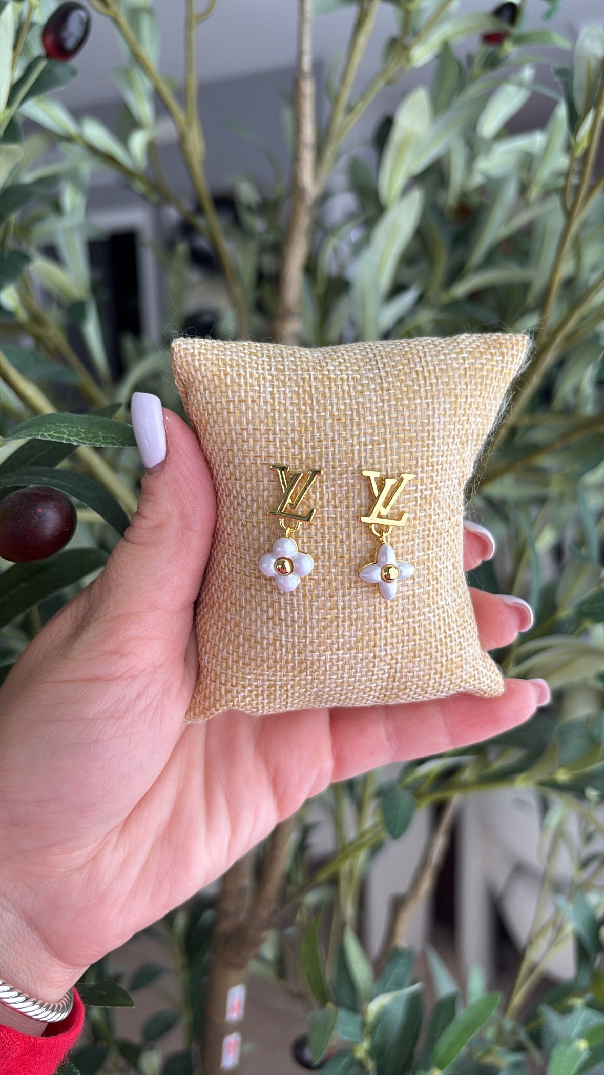 Classic Louis earrings