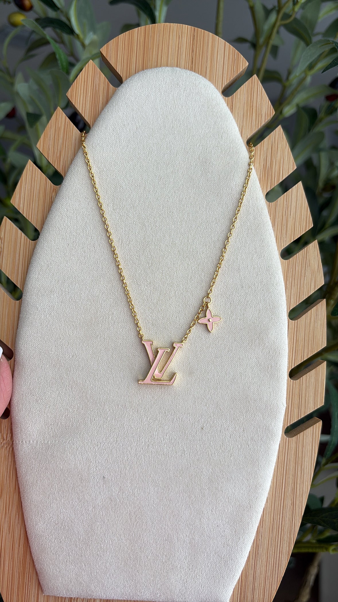Pinky Louis necklace