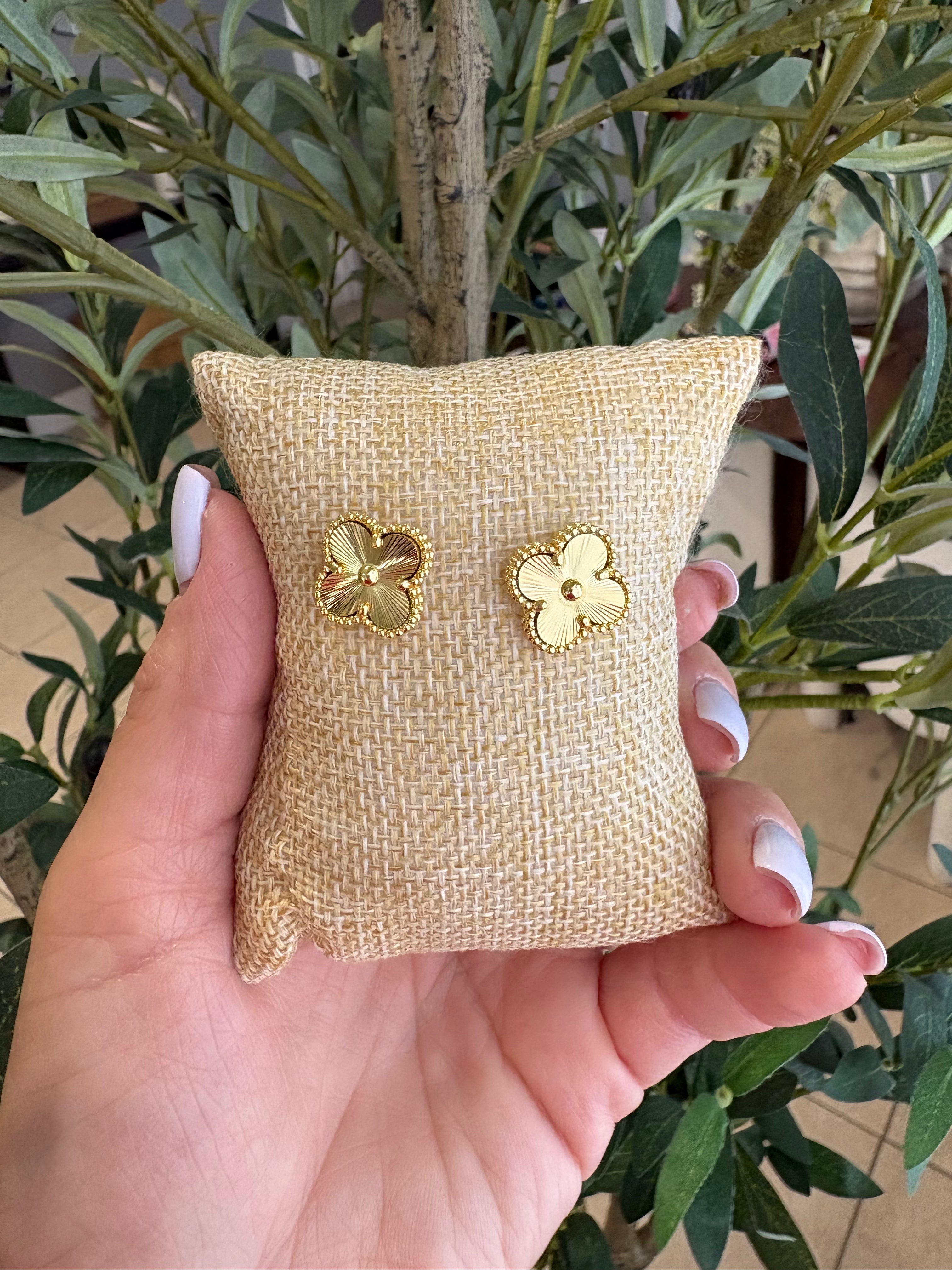Gold clover earrings