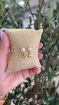 Pearl lv flower earrings